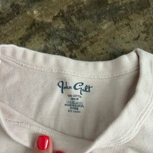 Jon galt T shirt size small  16